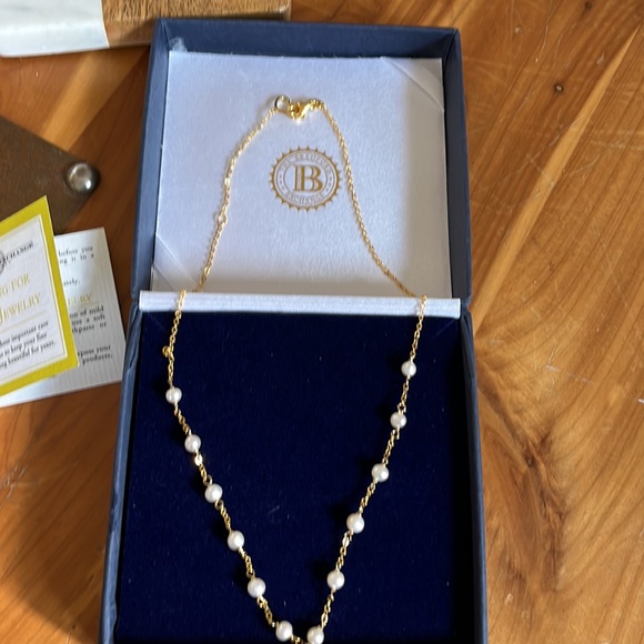 NIB Pearl & Gold Necklace- The Bradford Exchange “Grandma’s 12 Pearls of Wisdom” - Picture 3 of 9